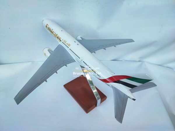 Model of B777-200 Emirates Airlines with detailed craftsmanship.